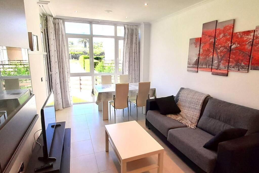 דירות Apartamento Playa Foz Con Jardin Y Piscina מראה חיצוני תמונה